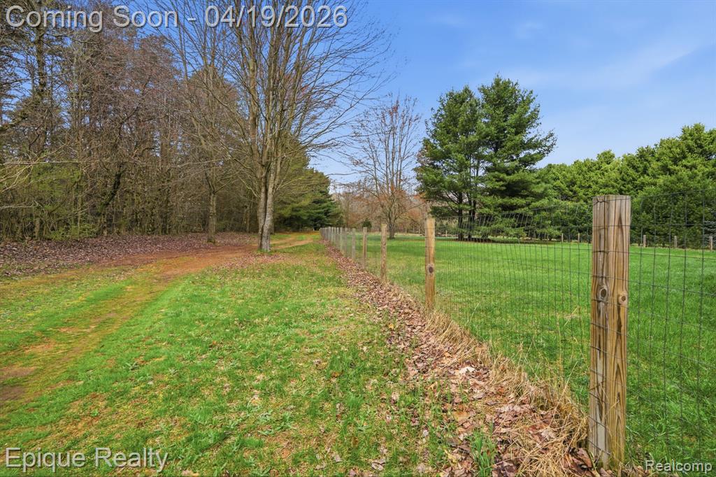 8269 Morrish Road, Flushing, MI 48433 — Photo 22