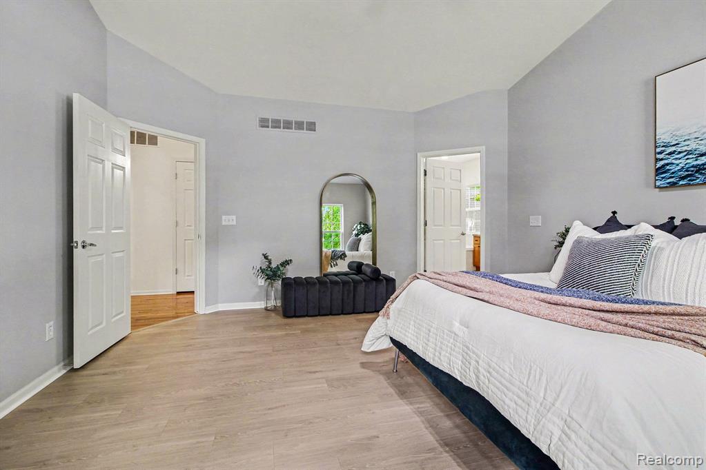 49756 Great Falls Road, Canton, MI 48188 — Photo 20