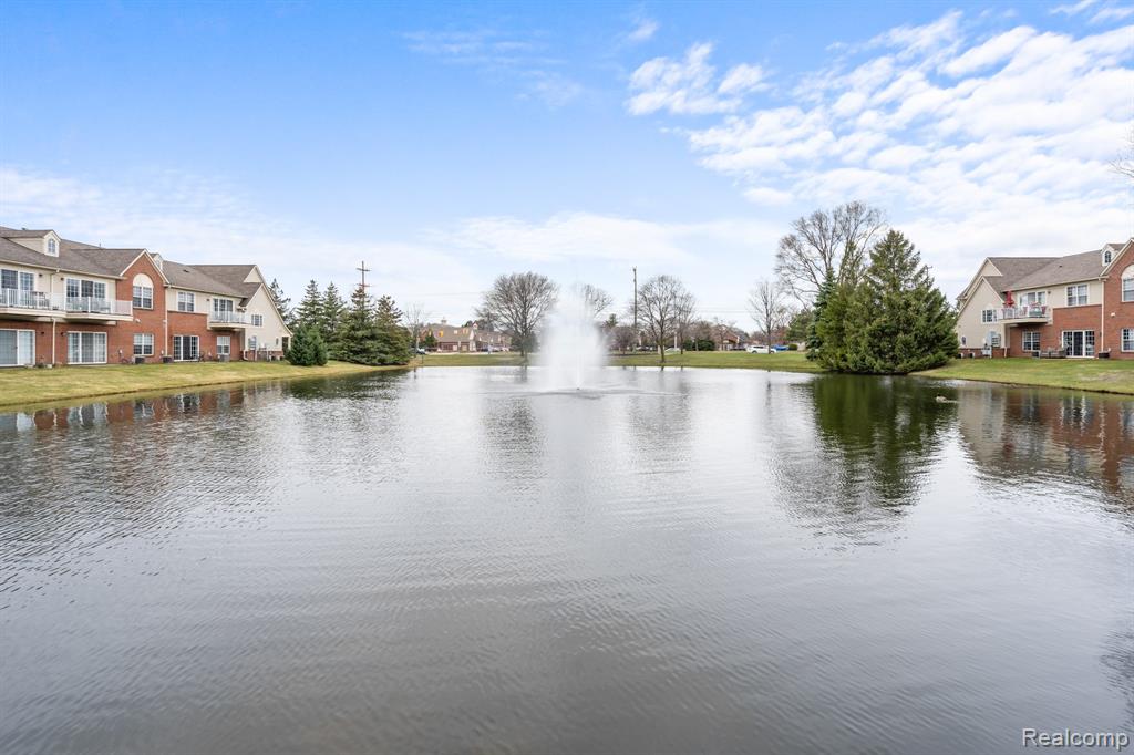 43492 Pendleton Circle, 12, Sterling Heights, MI 48313 — Photo 38
