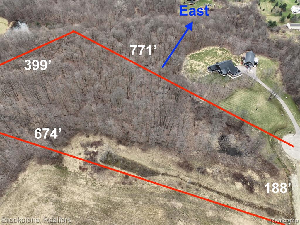 VL LILY ANN Lane, Dryden, MI 48428 — Photo 4