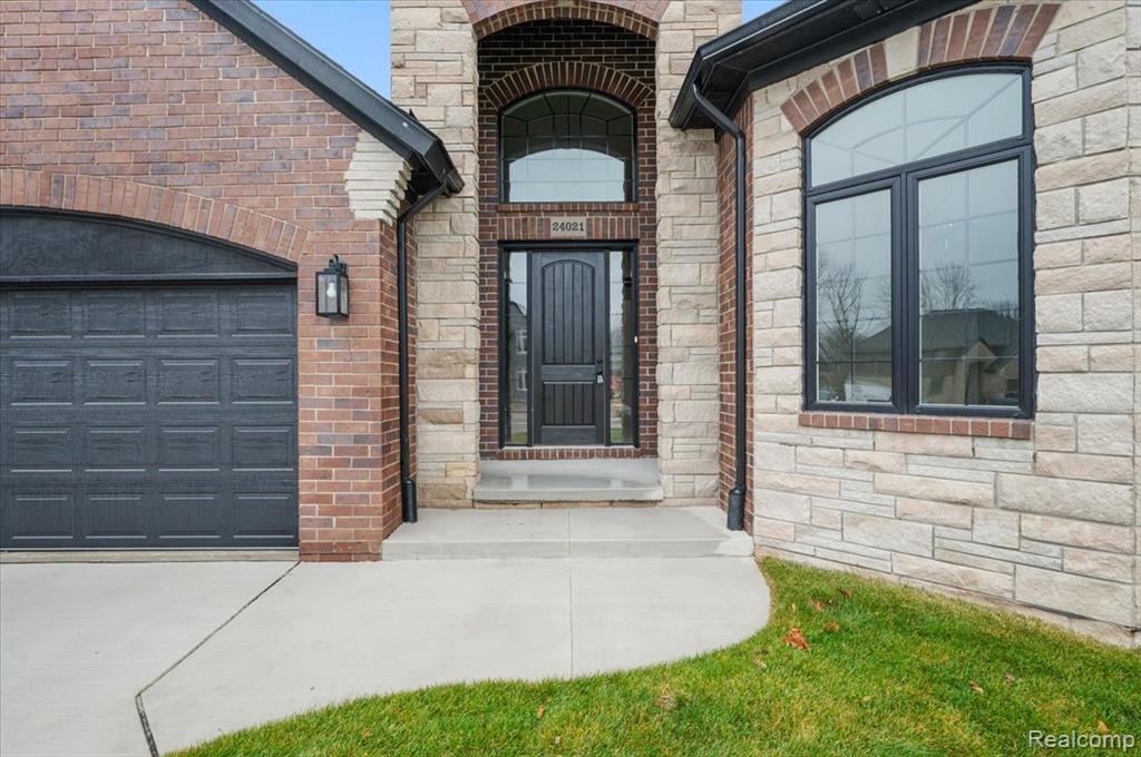 24021 Sawgrass Drive, Macomb, MI 48042 — Photo 11
