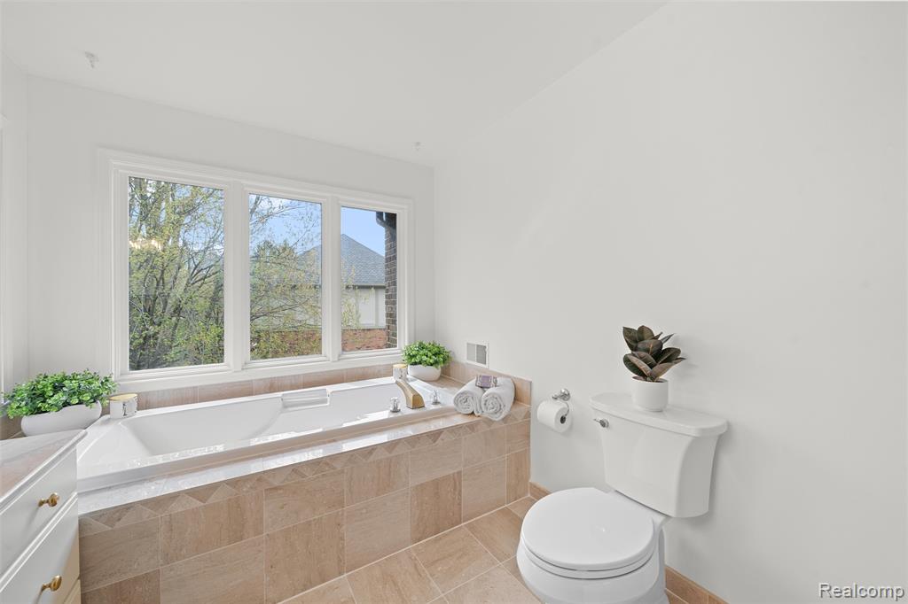 46611 Darwood Court, Plymouth, MI 48170 — Photo 53