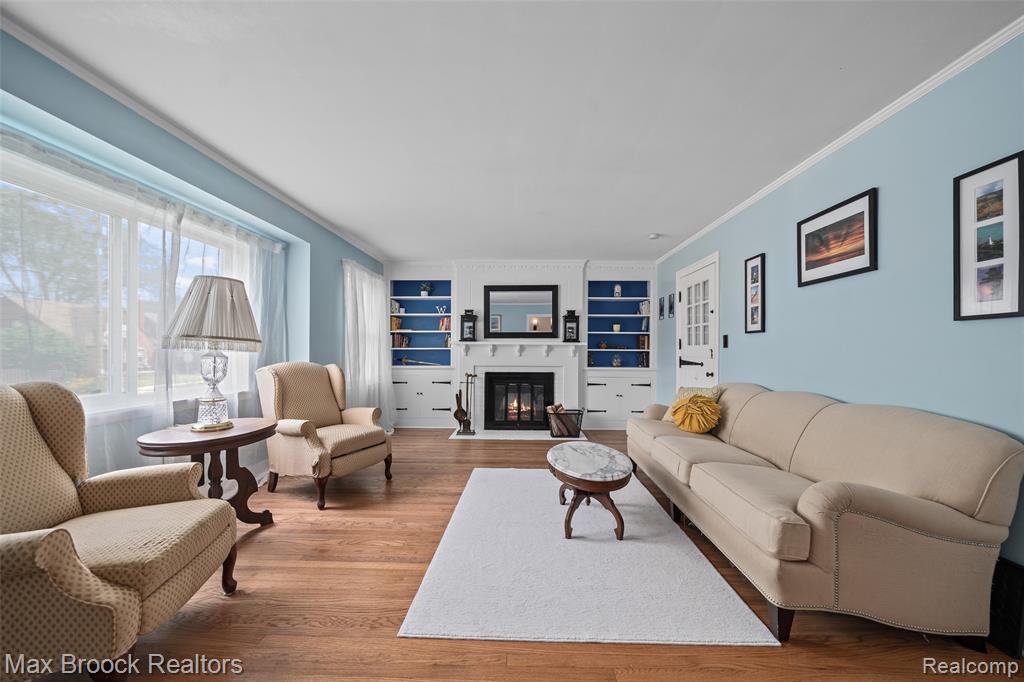 611 N Melborn Street, Dearborn, MI 48128 — Photo 9