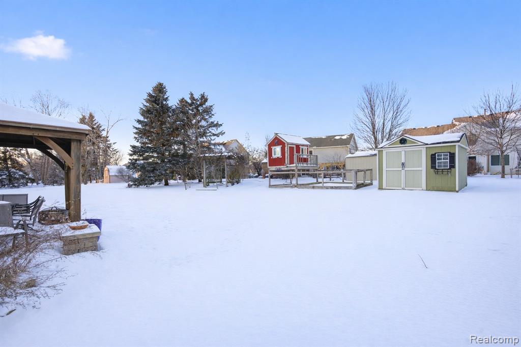 816 Oak Cluster Court, Howell, MI 48855 — Photo 49
