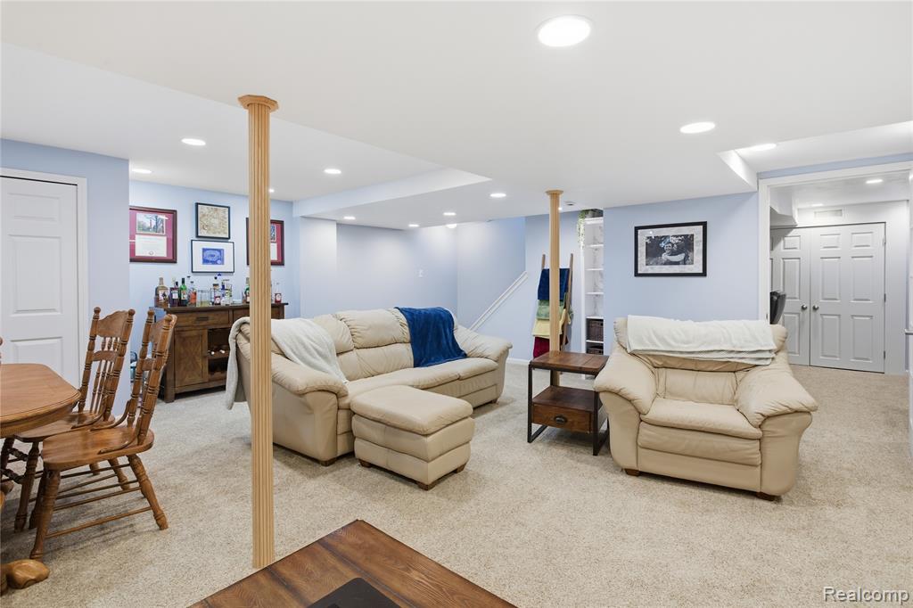 816 Oak Cluster Court, Howell, MI 48855 — Photo 41