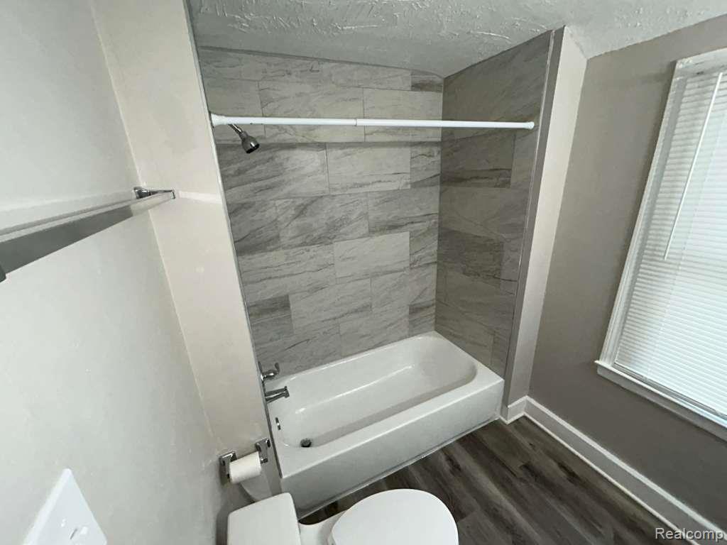 20412 Steel Street, Detroit, MI 48235 — Photo 12