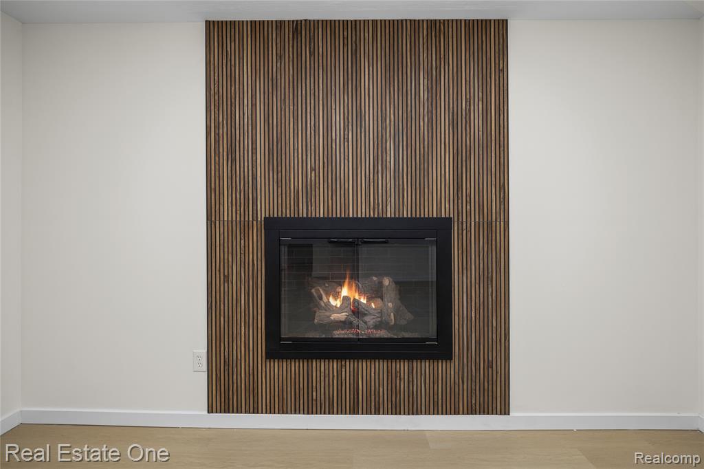 5426 N Piccadilly, West Bloomfield, MI — Photo 31