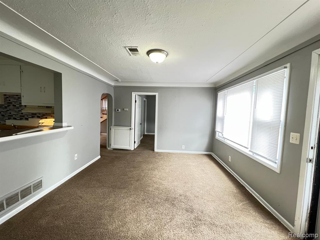 4481 BONNING Avenue, Warren, MI 48091 — Photo 4