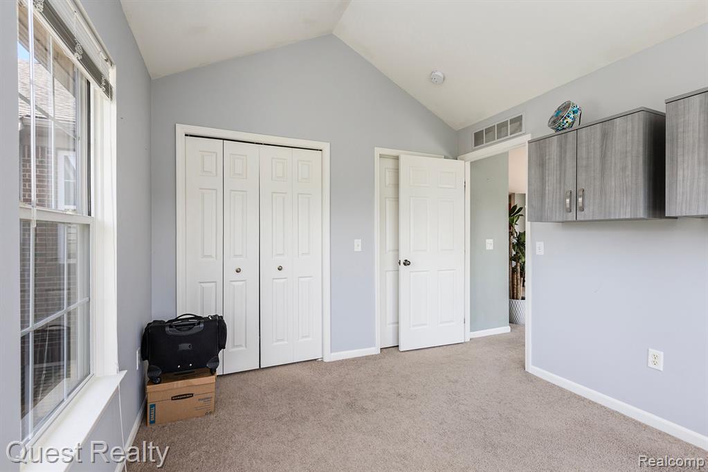 3332 PRIMROSE Lane, Ypsilanti, MI 48197 — Photo 18