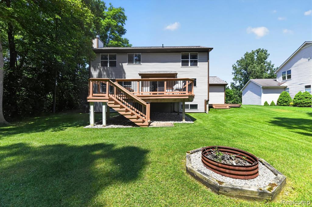 2445 Lorraina Lane, Hartland, MI 48353 — Photo 37