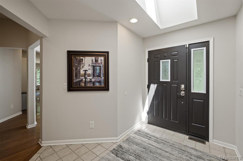 41855 Brentwood Drive, Plymouth, MI 48170 — Photo 11