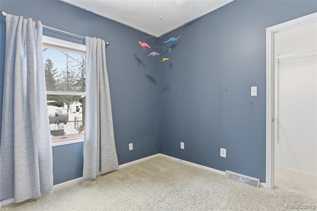 6290 Briggs Lake Drive, Brighton, MI 48116 — Photo 22
