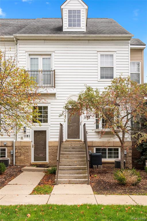 1183 Freesia Court, Ann Arbor, MI 48105 — front exterior