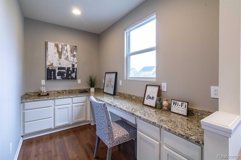 58629 WINNOWING Circle S, South Lyon, MI 48178 — Photo 34