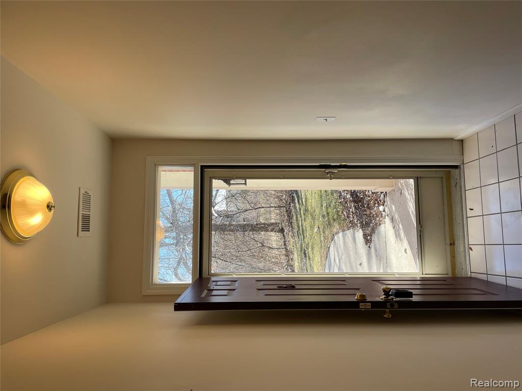 44272 Princeton Drive, 159, Clinton Twp, MI 48038 — Photo 4