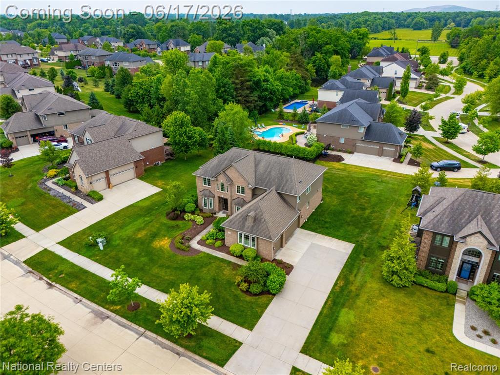 52347 Ferndale Drive, Northville, MI 48167 — Photo 34