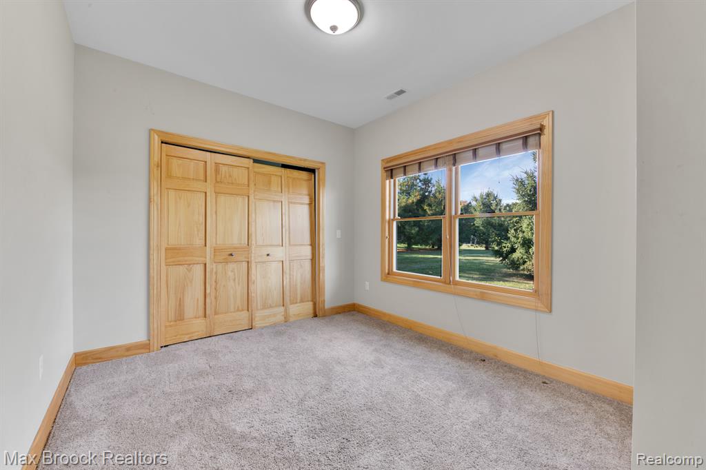 6300 HAZARD Road, Fenton, MI 48430 — Photo 14