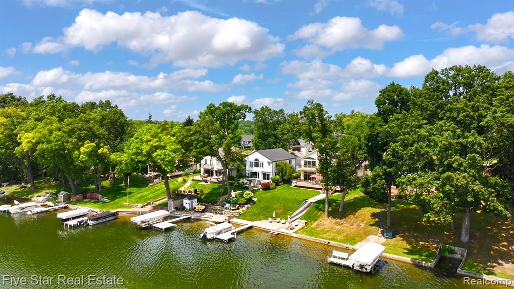8931 Edgewood Park Drive, Commerce Twp, MI 48382 — Photo 63