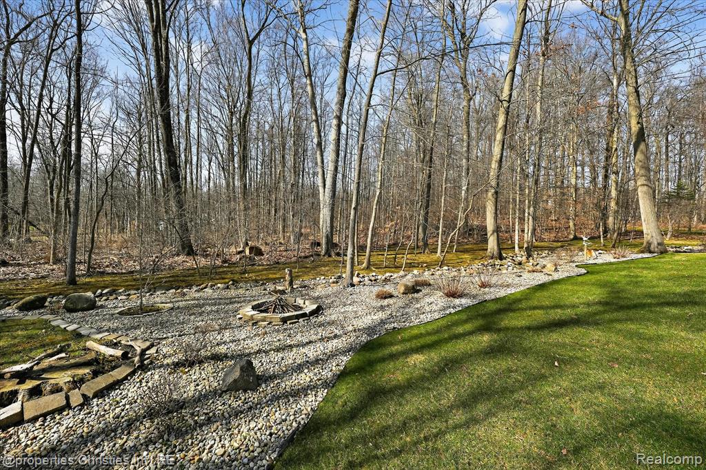 8098 Tilbury Court, Canton, MI 48187 — Photo 65