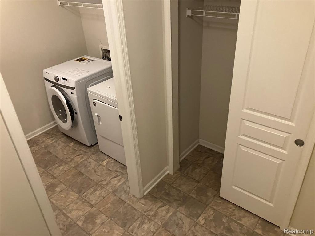 44474 Gwinnett Loop, Novi, MI — Photo 15