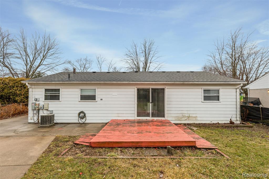 10819 Buchanan Street, Belleville, MI 48111 — Photo 24