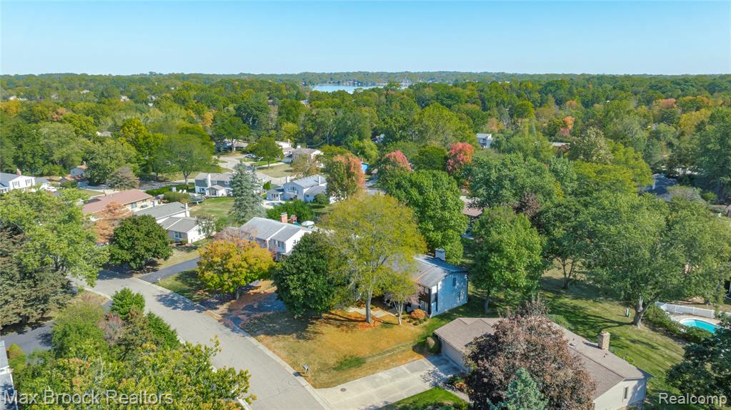 5597 Apple Ridge Trail, West Bloomfield, MI — Photo 61