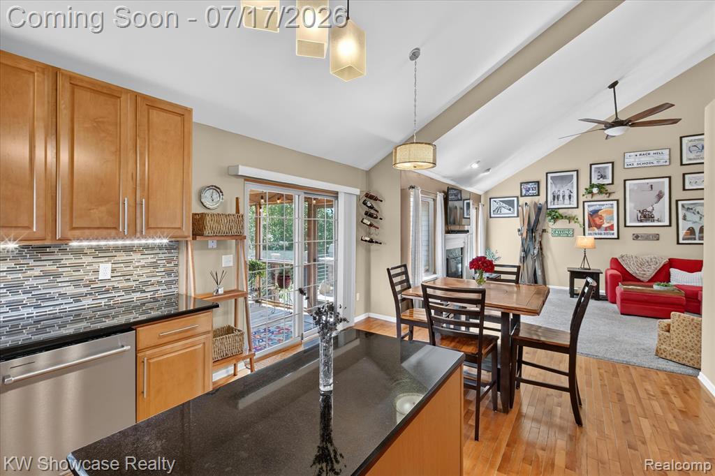 8265 Eastway Drive, White Lake, MI — Photo 10