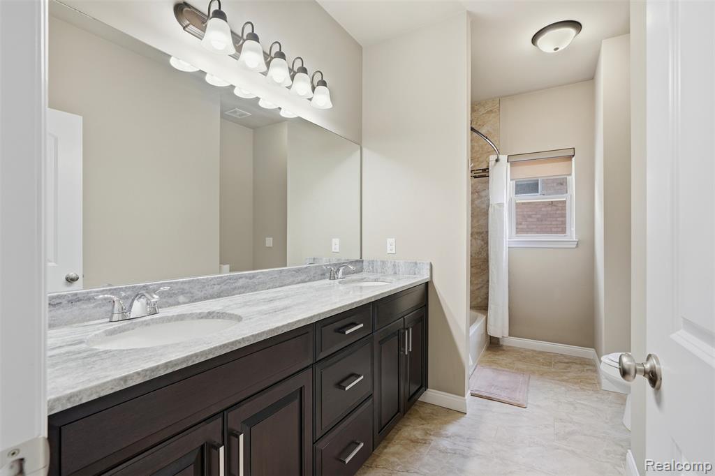 7419 Park Terrace Lane, Shelby Twp, MI 48317 — Photo 19