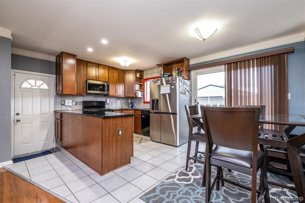 30534 Spybrook Street, Roseville, MI 48066 — Photo 13
