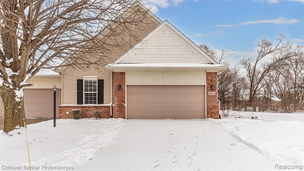 13541 CHRISTINA Lane, Belleville, MI 48111 — Photo 60
