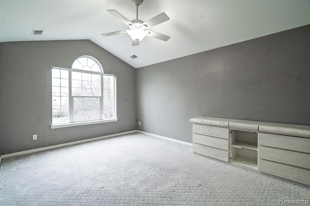 4205 CAMERON Circle, Walled Lake, MI 48390 — Photo 15