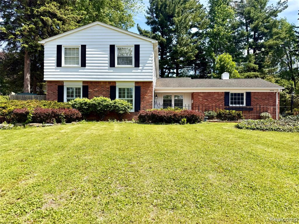 38552 Macintosh Court, Clinton Twp, MI 48036 — Photo 3