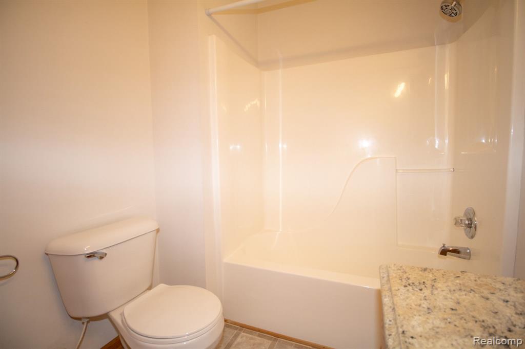 9602 Sawgrass Court, Unit #8, Belleville, MI 48111 — Photo 23