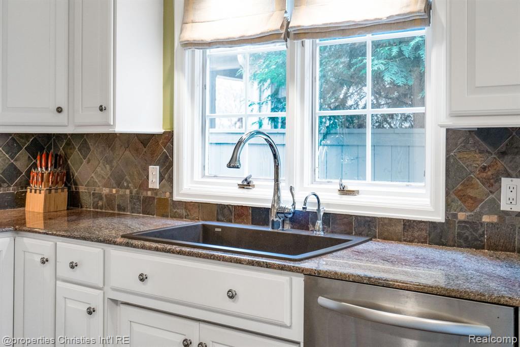 660 Woodland, Birmingham, MI 48009 — Photo 10