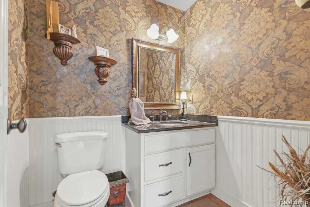7042 Autumn Wood Drive, Brighton, MI 48116 — Photo 14