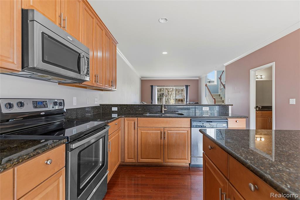 53106 Celtic Drive, Utica, MI 48315 — Photo 10