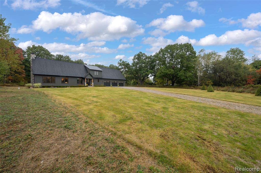 1956 Percy Lane, Highland, MI — Photo 8