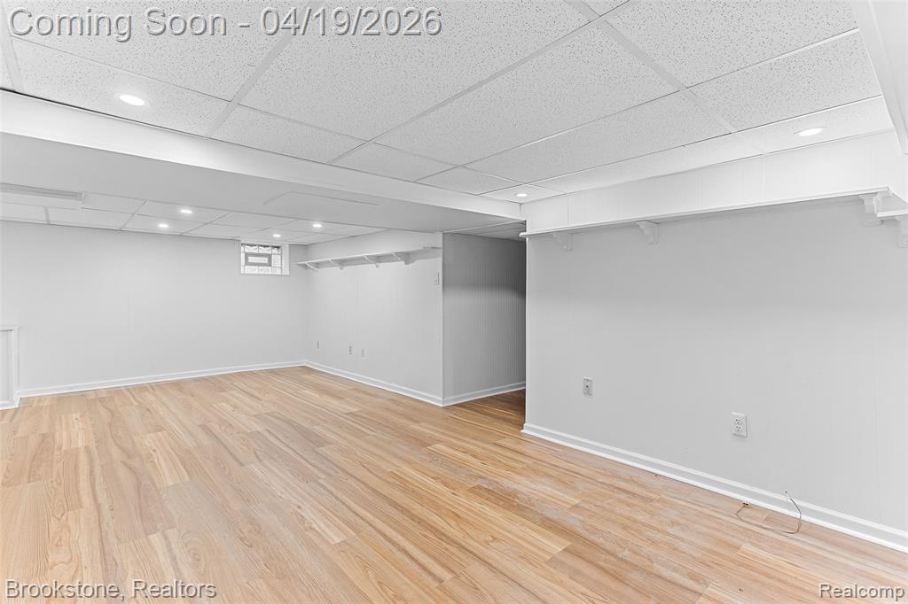 719 W 12 Mile Road, Royal Oak, MI 48073 — Photo 25