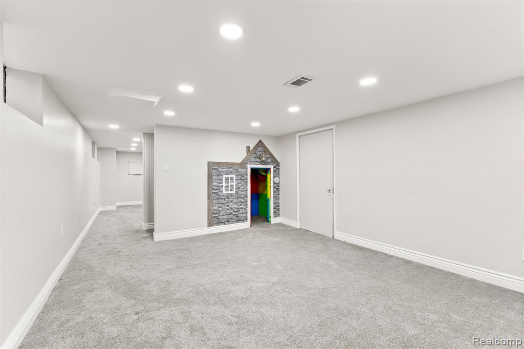 4775 ORCHARD Avenue, Dearborn, MI 48126 — Photo 28