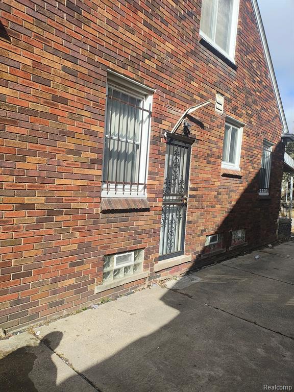 5773 LAKEWOOD Street, Detroit, MI 48213 — Photo 8