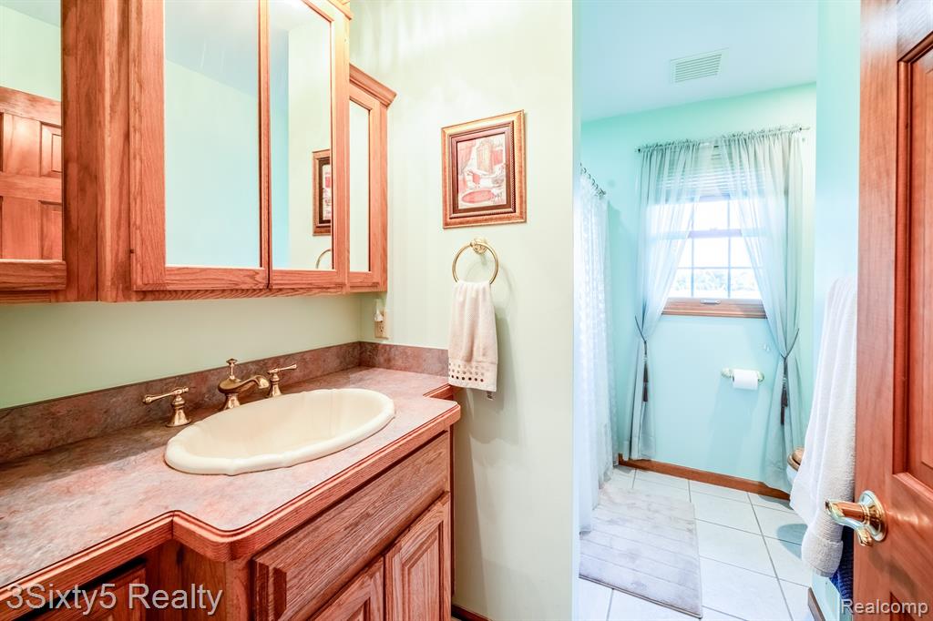597 Country Meadows Trail, Ortonville, MI 48462 — Photo 21