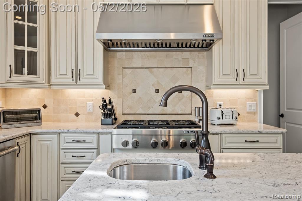 2482 Highland Drive, Ann Arbor, MI 48105 — Photo 21