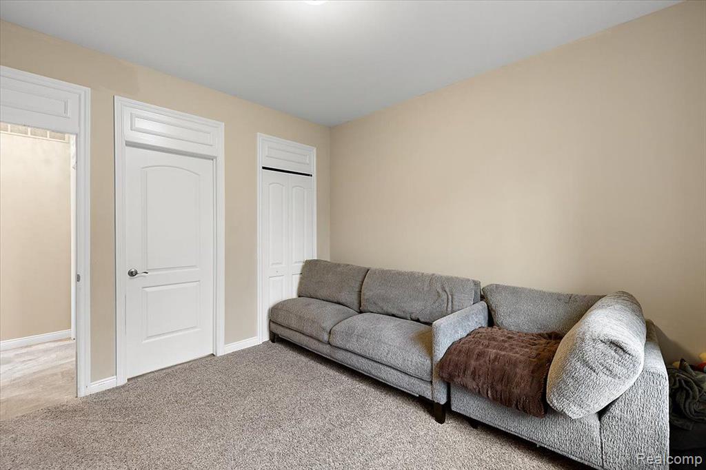3973 LISA MARIE Drive, Sterling Heights, MI 48314 — Photo 25