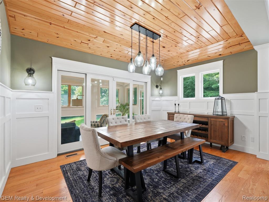 45625 W 9 Mile Road, Novi, MI — Photo 11
