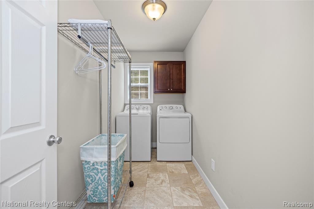 9760 Dornoch Trail, Brighton, MI 48114 — Photo 45