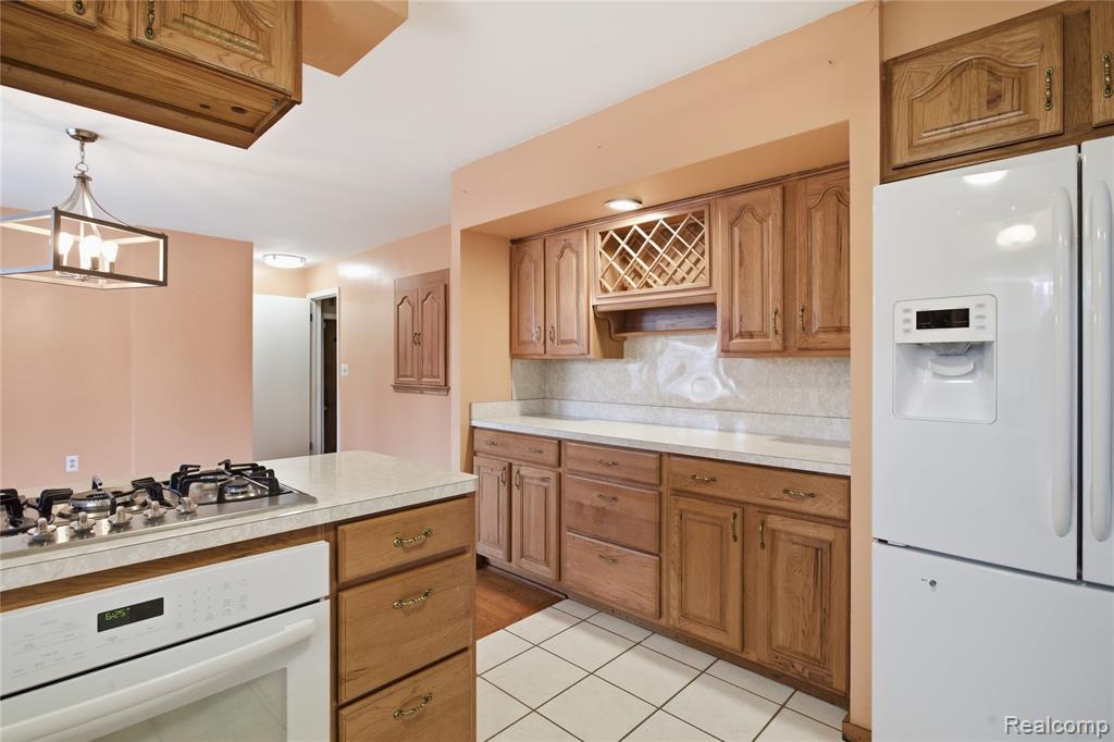 29256 Utley Road, Farmington, MI 48334 — Photo 21