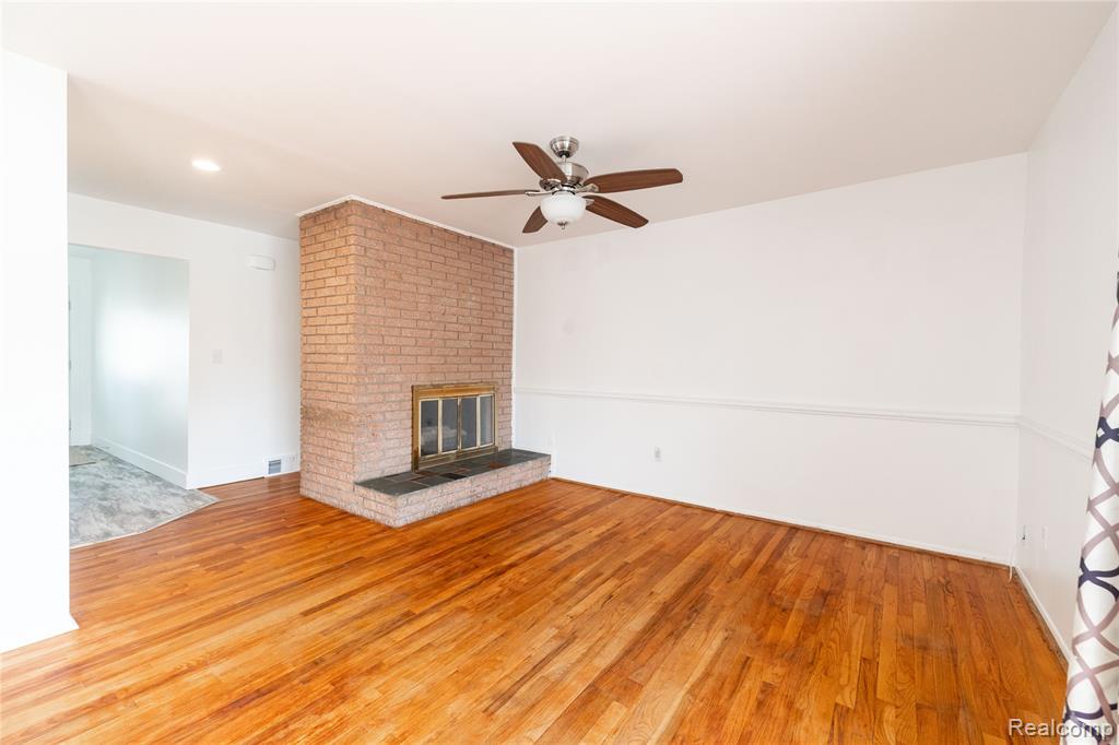 21918 Knudsen Drive, Grosse Ile, MI 48138 — Photo 11