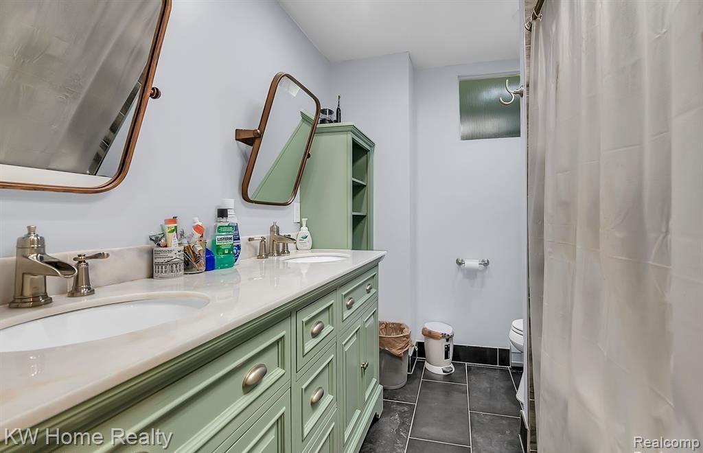 6572 Spruce Drive, Bloomfield Hills, MI 48301 — Photo 17