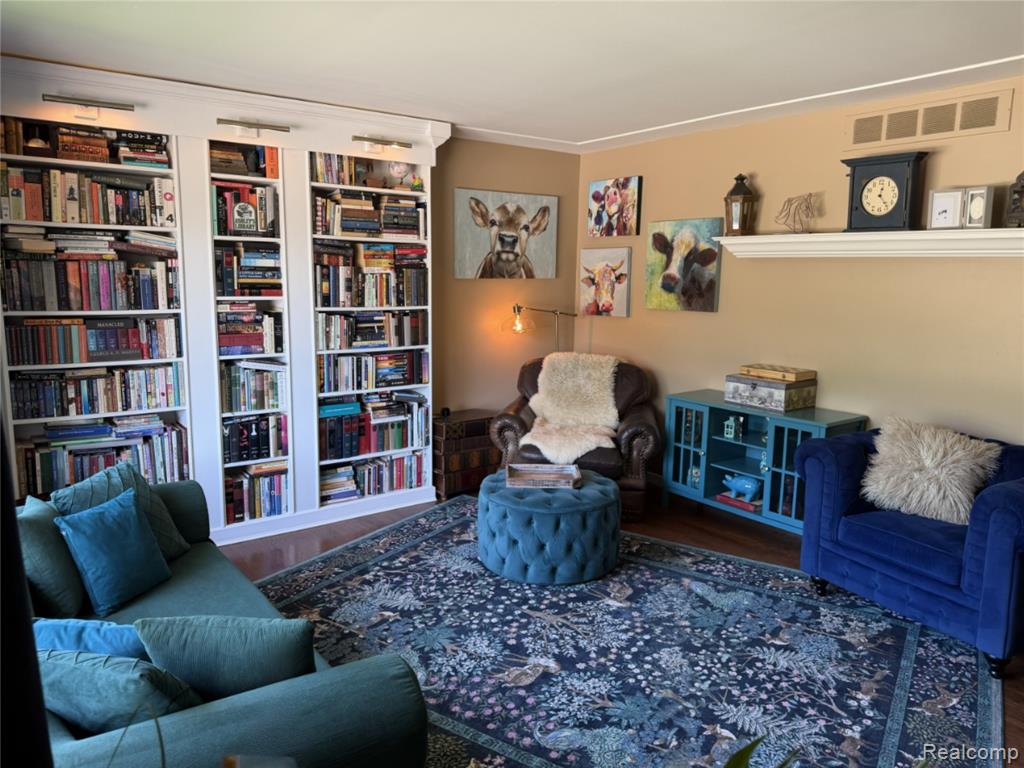 39540 Aynesley Street, Clinton Twp, MI 48038 — Photo 3