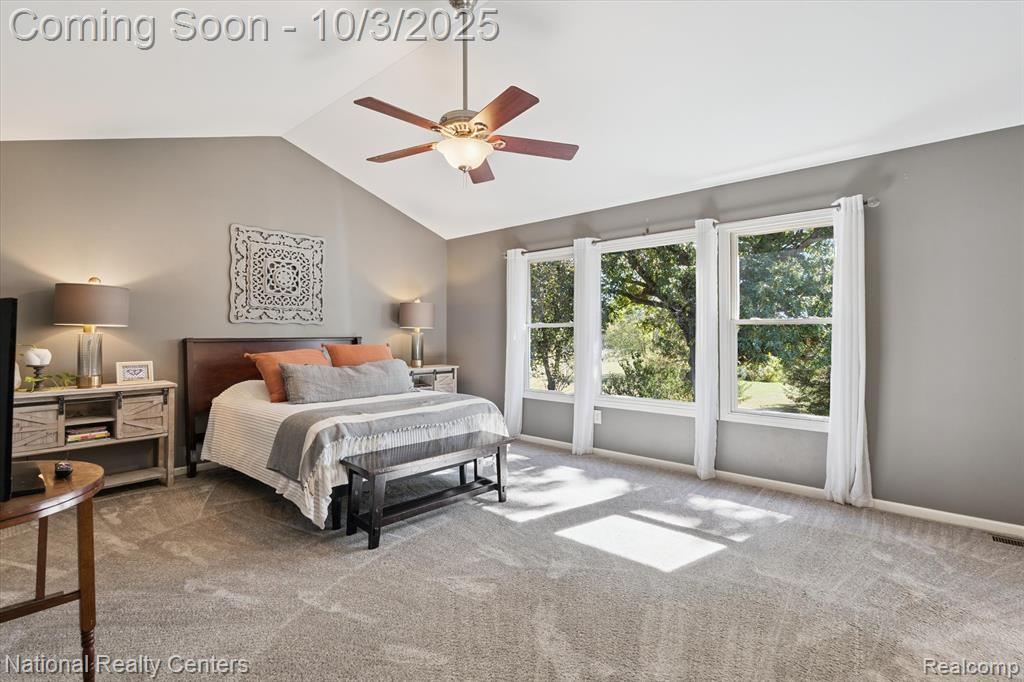 489 Gleneagles, Highland, MI — Photo 29